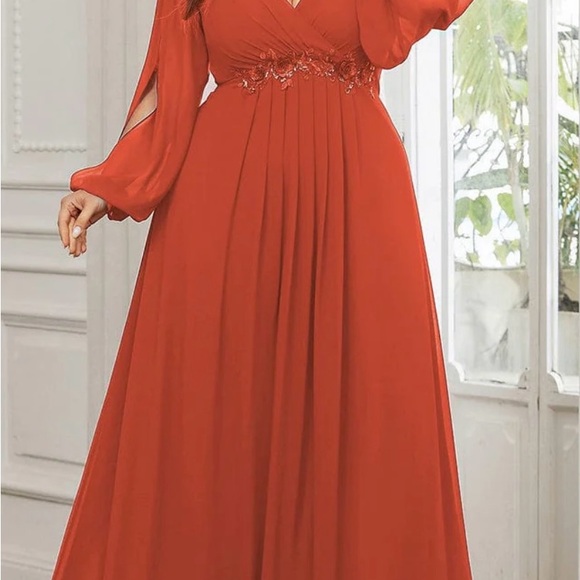Stylish Plus Size Chiffon Formal Evening Dresses with Long Lantern Sleeves - Picture 5 of 7